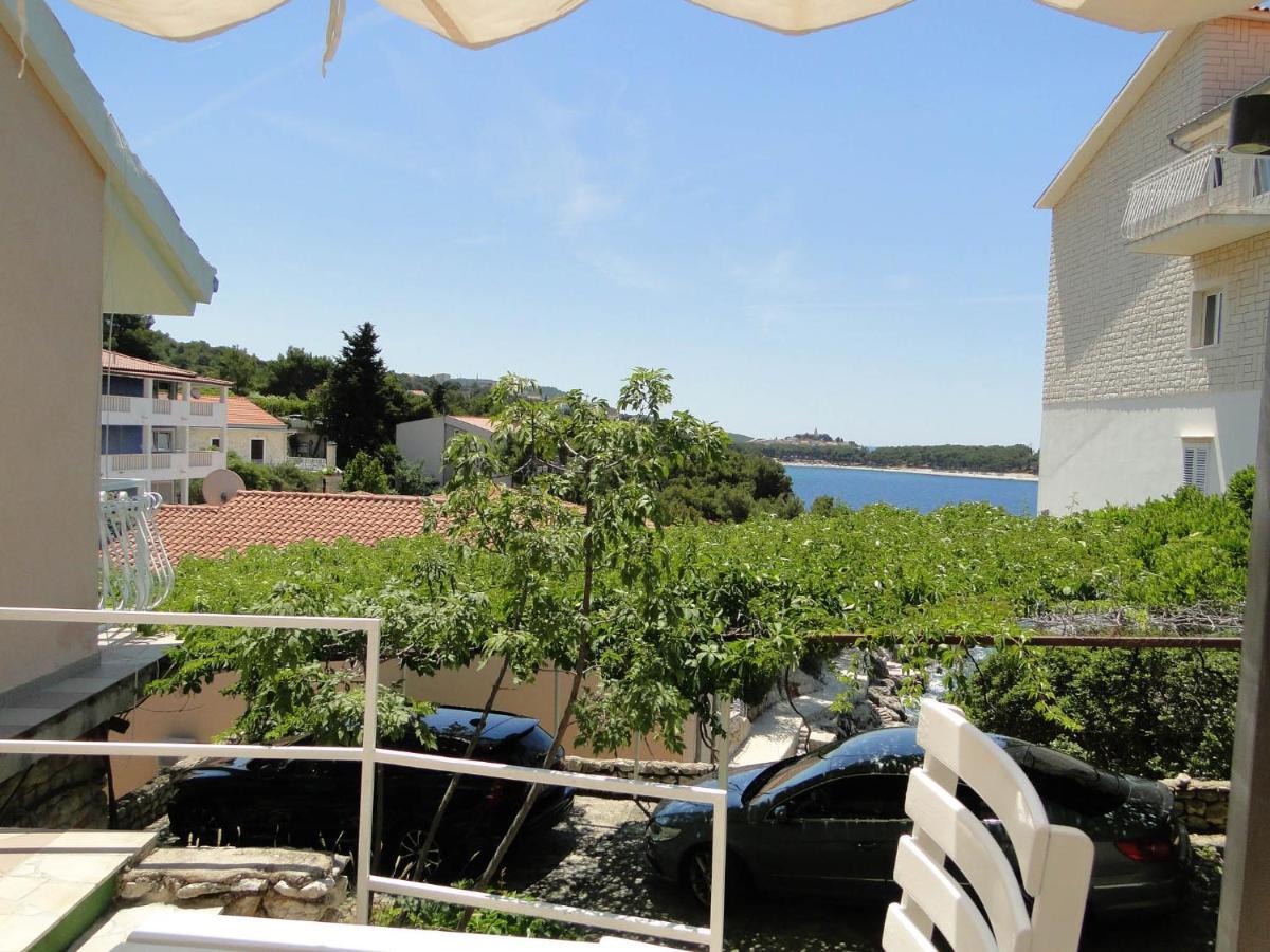 Apartmani Tepli Bok Primošten Exterior foto