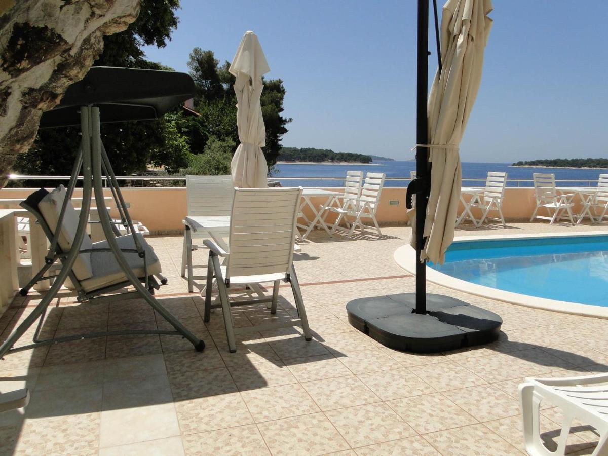 Apartmani Tepli Bok Primošten Exterior foto